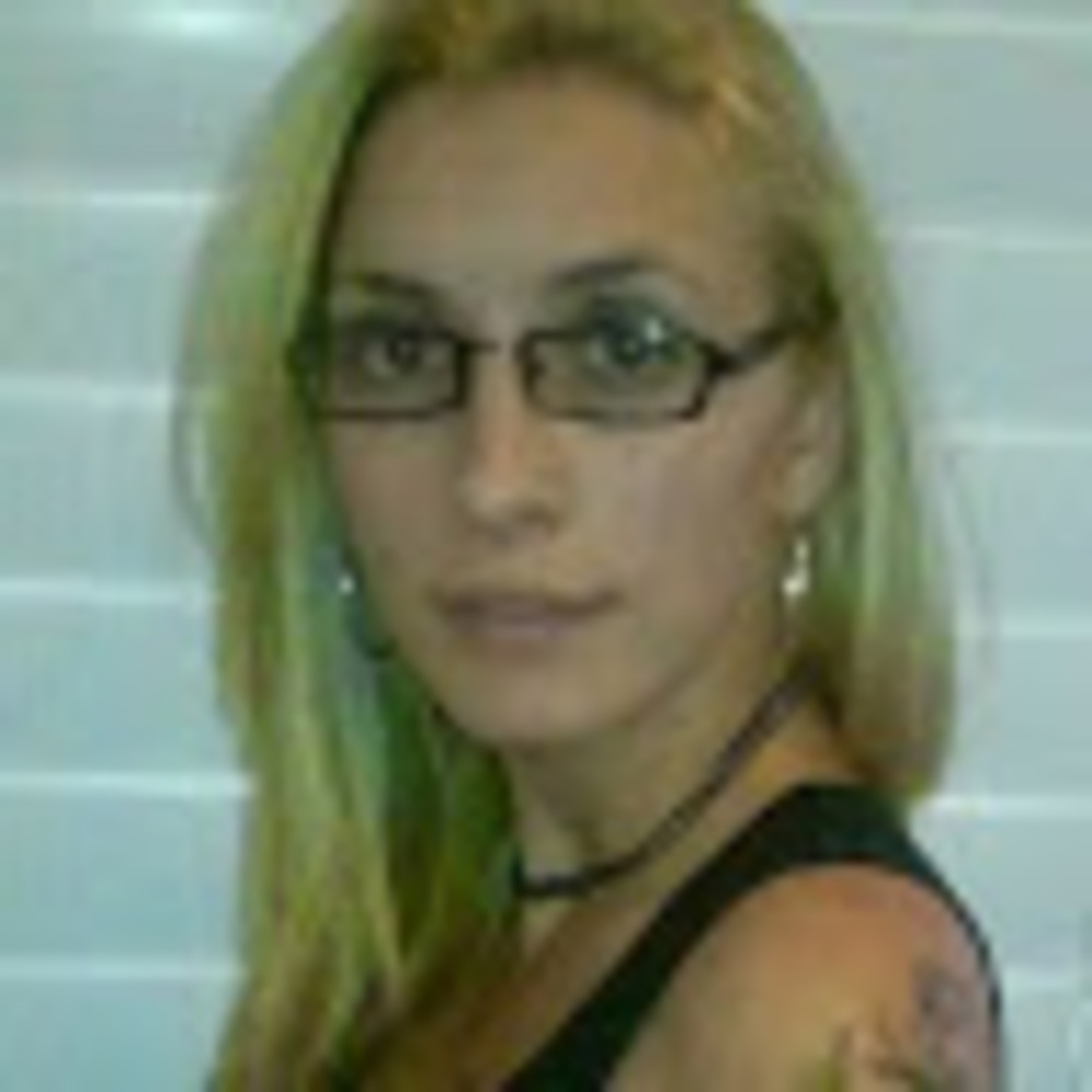 Meet your Posher, Cassandra